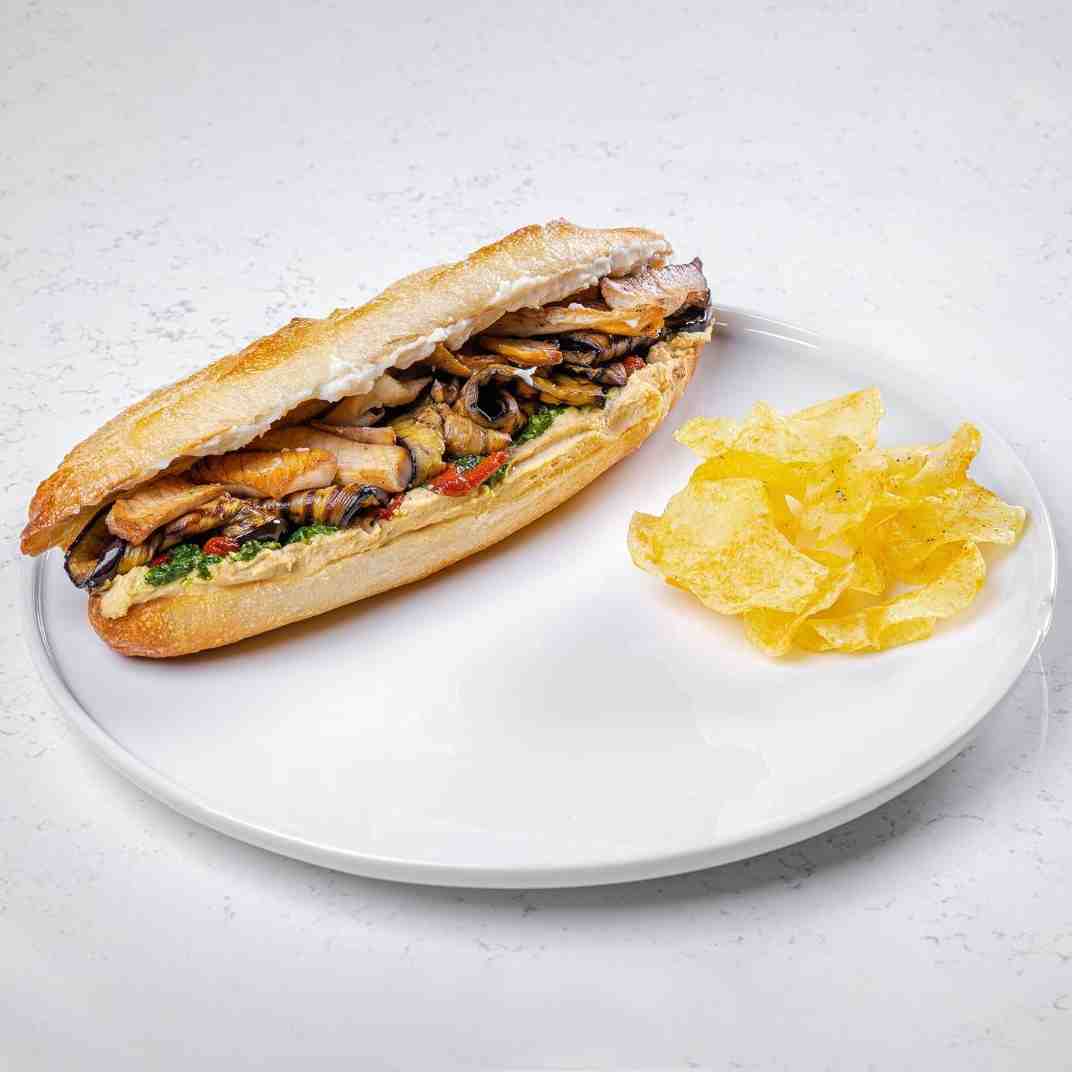 ساندویچ بان می (Aubergin Banh Mi)