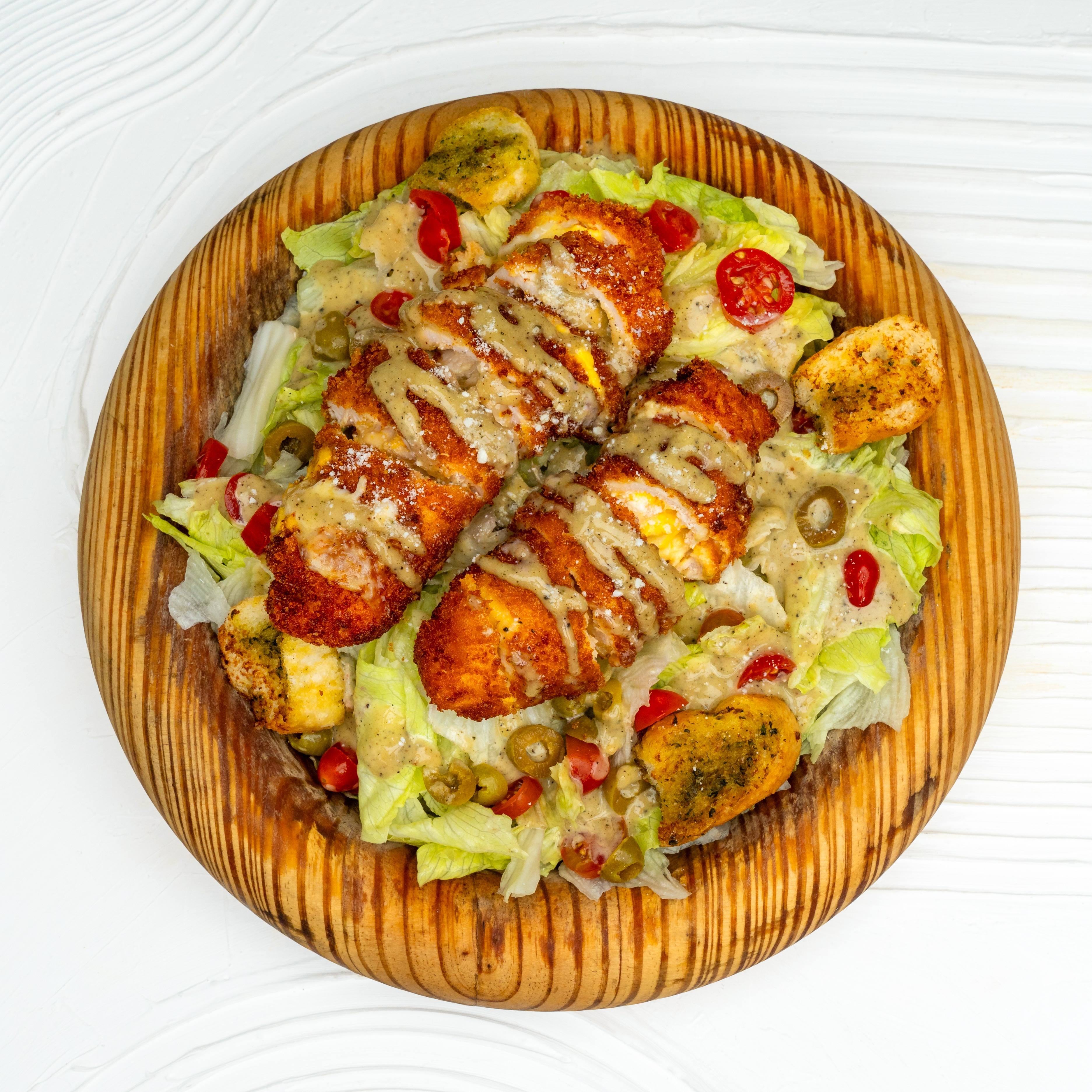سزار با مرغ سوخاری پیچ