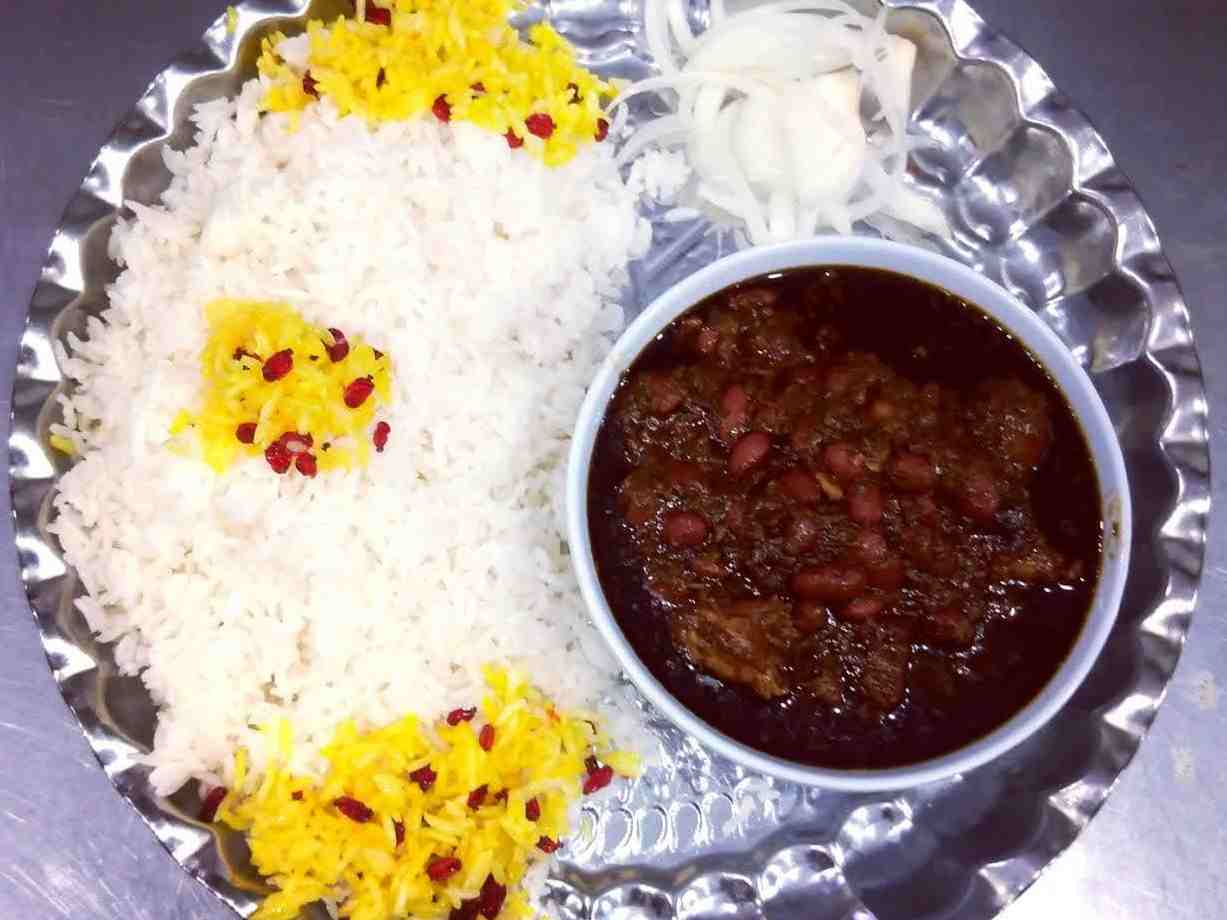 چلو خورشت قورمه سبزی