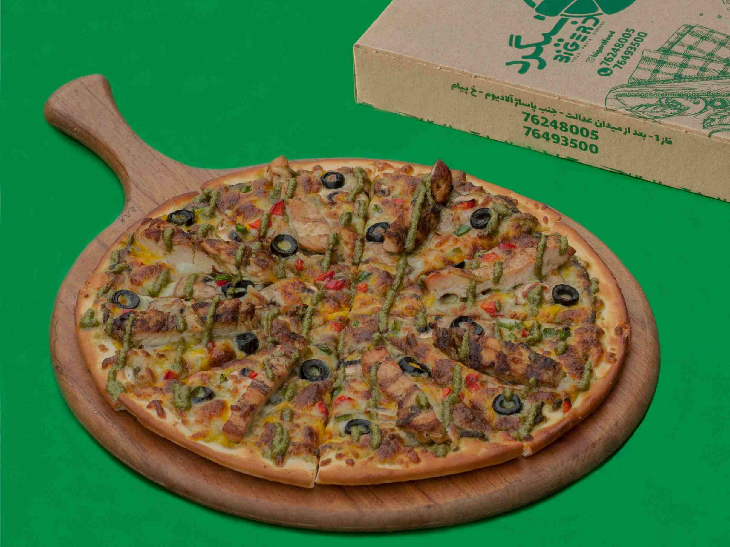 پیتزا چیکن پستو