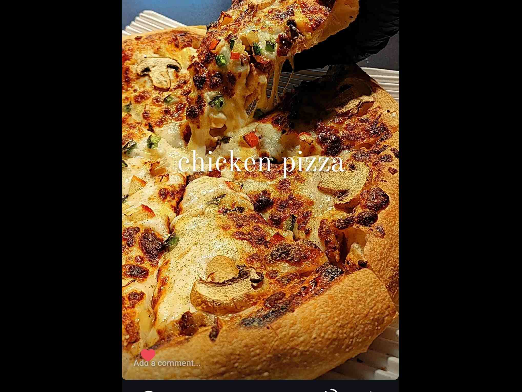 مرغ و قارچ