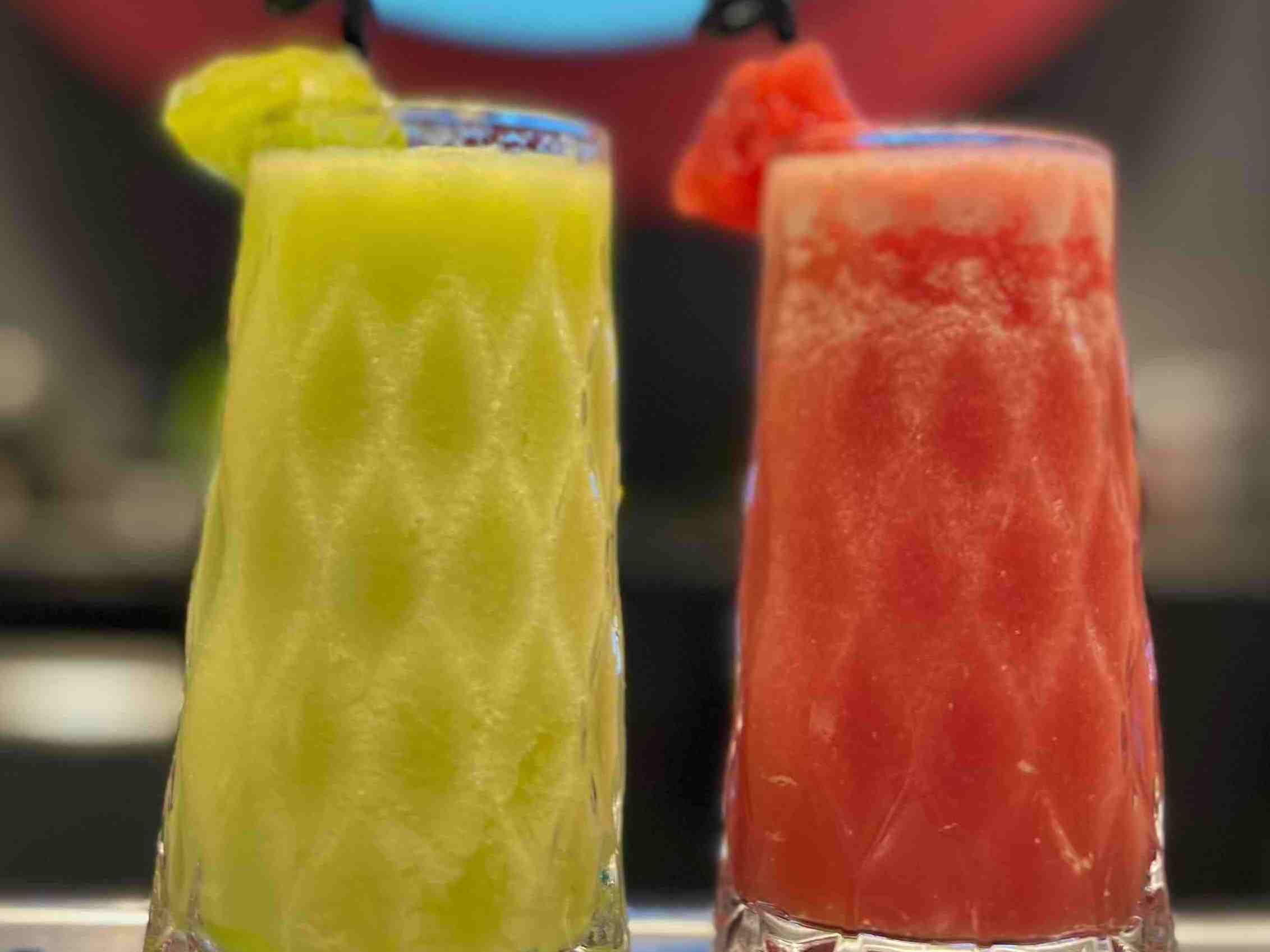 آبمیوه طبیعی
