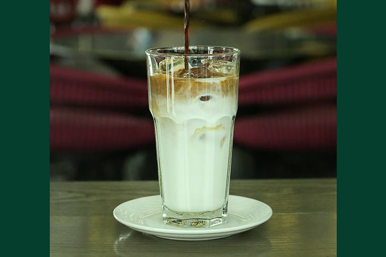 آیس لاته کلاسیک