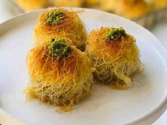 باقلوا کنافه