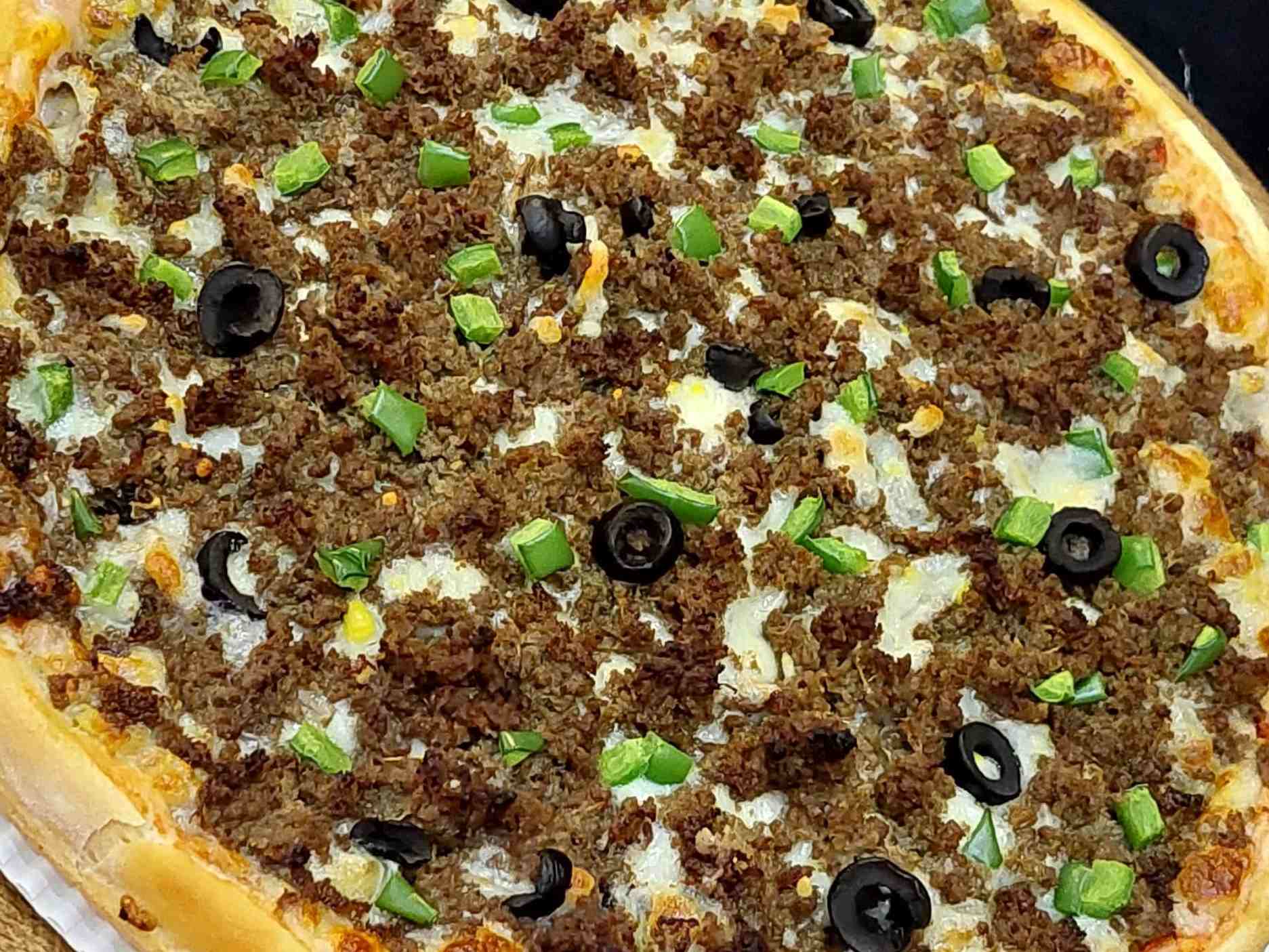 پیتزا قارچ و گوشت تک نفره