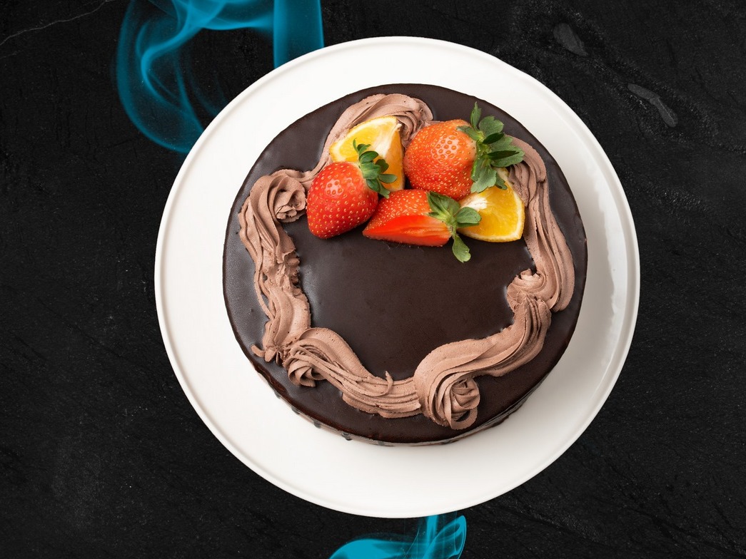 کیک شکلاتی متوسط ( 4نفر )